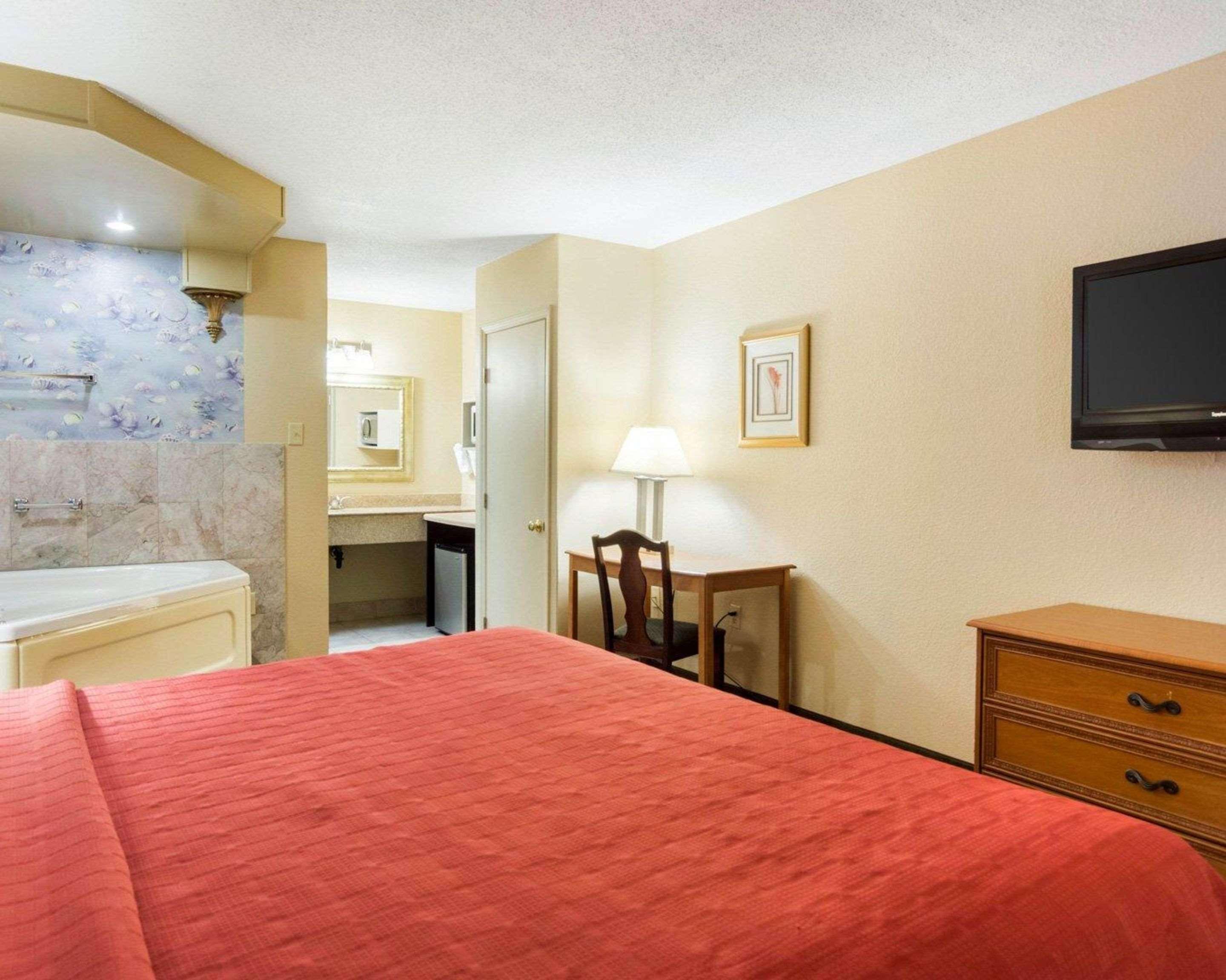 Quality Inn South Hill I-85 Extérieur photo